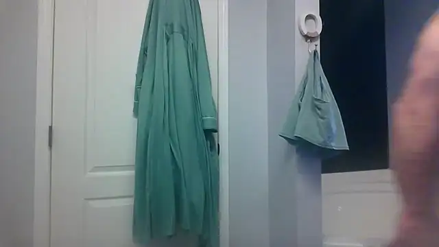 Snapshot of TheGrudge206 chatting on 16, 11, 2025 TheGrudge206 online show from 16, 11, 2025