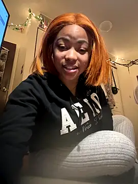 nuttybutter999999 online show from 17, 12, 2025