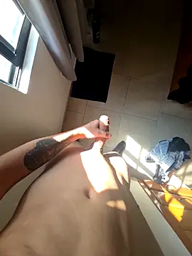 Snapshot of ferrerexoti chatting on 15, 12, 2025 ferrerexoti online show from 15, 12, 2025