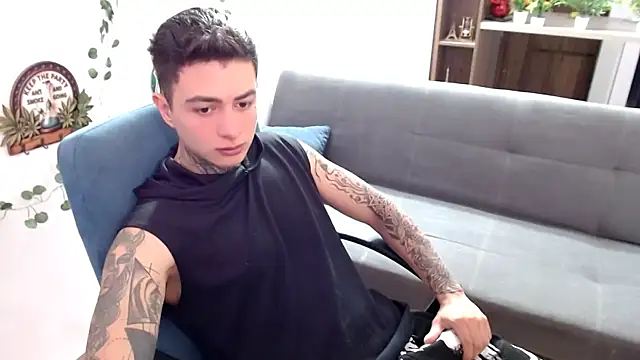 santii ss online show from 2, 4, 2026