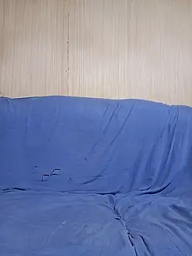 LecheDeSoya666 online show from 27, 11, 2025