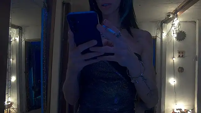 lolateton online show from 5, 6, 2026