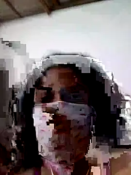 Snapshot of boosypussy chatting on 13, 11, 2025 boosypussy online show from 13, 11, 2025