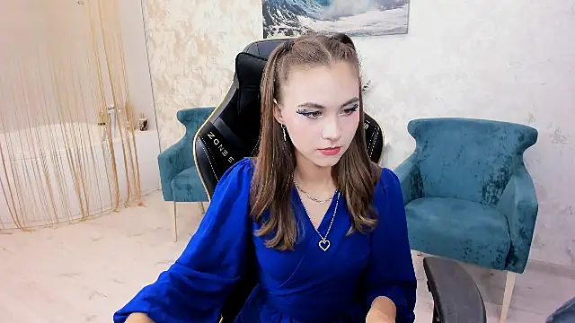 EllaCurtis online show from 22, 10, 2025