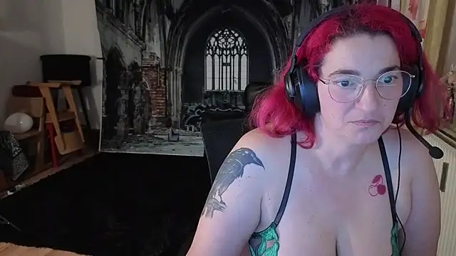 Snapshot of Einfach_Dani_offi chatting on 30, 10, 2025 Einfach Dani offi online show from 30, 10, 2025