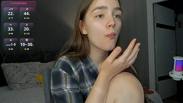 Snapshot of sweete_chantal chatting on 12, 6, 2026 sweete chantal online show from 12, 6, 2026