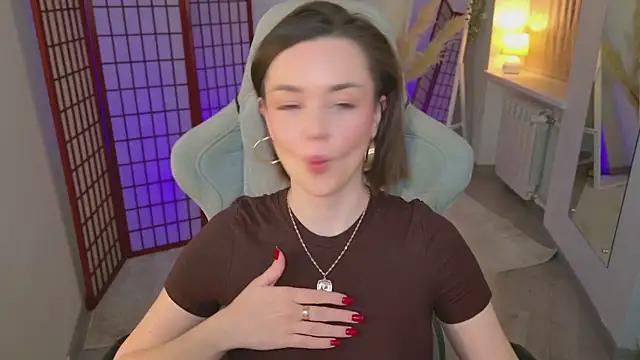 Snapshot of AvaFlower chatting on 30, 11, 2025 AvaFlower online show from 30, 11, 2025