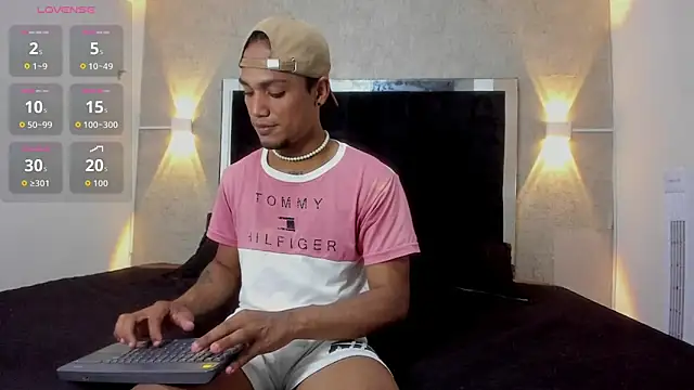 Snapshot of mateonick40 chatting on 2, 11, 2025 mateonick40 online show from 2, 11, 2025