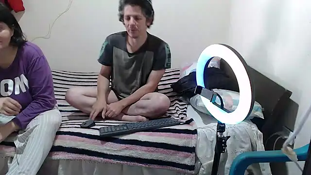 Snapshot of jade_noah_ chatting on 2, 10, 2025 jade noah online show from 2, 10, 2025