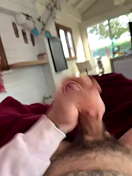 Snapshot of veriteeee_ chatting on 28, 10, 2025 veriteeee online show from 28, 10, 2025