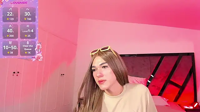 MarilynDupont online show from 21, 9, 2025