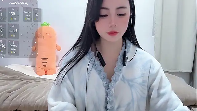 Snapshot of Yingbao-Baby chatting on 2, 2, 2026 Yingbao-Baby online show from 2, 2, 2026