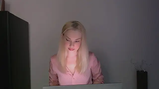 Lia noo regrets online show from 1, 5, 2026