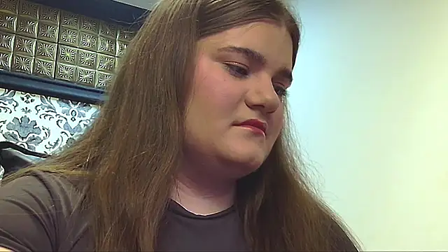 Snapshot of LissaBigTitts chatting on 18, 11, 2025 LissaBigTitts online show from 18, 11, 2025