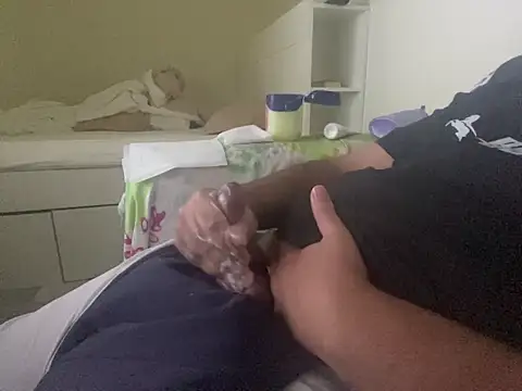 Snapshot of qnawafp chatting on 15, 10, 2025 qnawafp online show from 15, 10, 2025