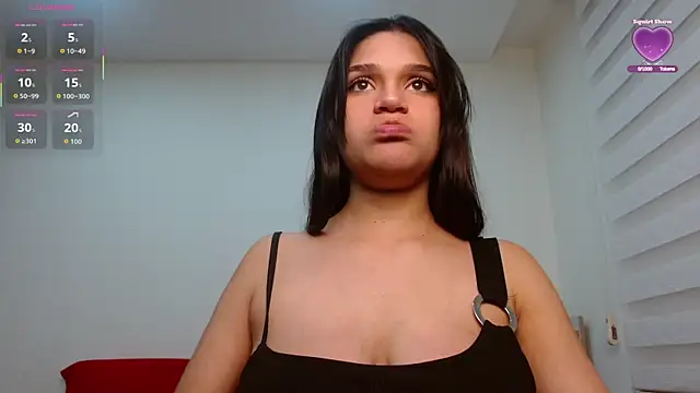 Snapshot of Roxxi_2110 chatting on 14, 9, 2025 Roxxi 2110 online show from 14, 9, 2025