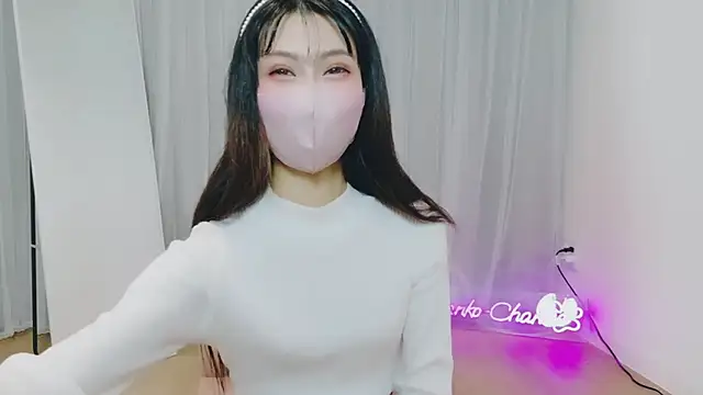 Snapshot of -Nyanko-chan- chatting on 2, 12, 2025 -Nyanko-chan- online show from 2, 12, 2025