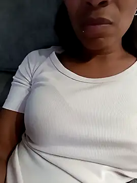 Snapshot of Flacidas chatting on 1, 10, 2025 Flacidas online show from 1, 10, 2025