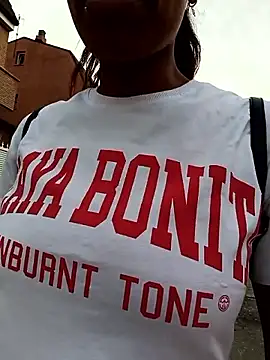 Snapshot of Flacidas chatting on 16, 10, 2025 Flacidas online show from 16, 10, 2025