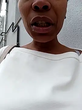 Snapshot of Flacidas chatting on 1, 11, 2025 Flacidas online show from 1, 11, 2025