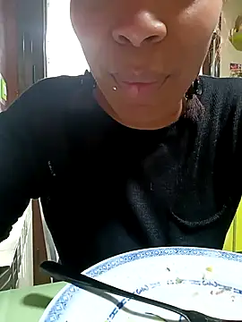 Snapshot of Flacidas chatting on 6, 11, 2025 Flacidas online show from 6, 11, 2025