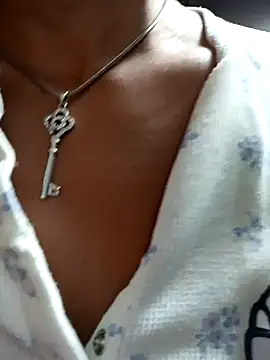 Snapshot of Flacidas chatting on 18, 11, 2025 Flacidas online show from 18, 11, 2025