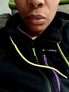 Snapshot of Flacidas chatting on 21, 11, 2025 Flacidas online show from 21, 11, 2025