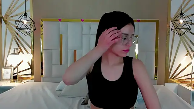 maddy jaclsonw online show from 18, 10, 2025
