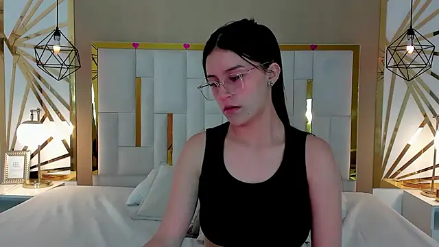 maddy jaclsonw online show from 19, 10, 2025