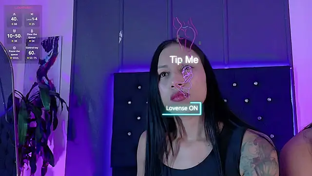 Snapshot of Billie_Eilish chatting on 18, 9, 2025 Billie Eilish online show from 18, 9, 2025