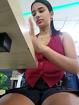 Lorena Mcfly online show from 19, 9, 2025