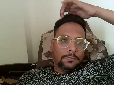 Snapshot of indoreboy1 chatting on 9, 7, 2026 indoreboy1 online show from 9, 7, 2026