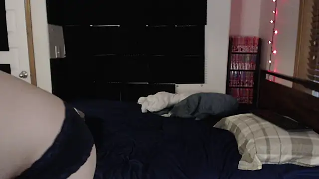 Ivyintheparker online show from 17, 5, 2026
