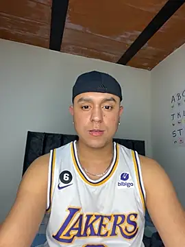 Snapshot of ANGELOGAO chatting on 23, 10, 2025 ANGELOGAO online show from 23, 10, 2025