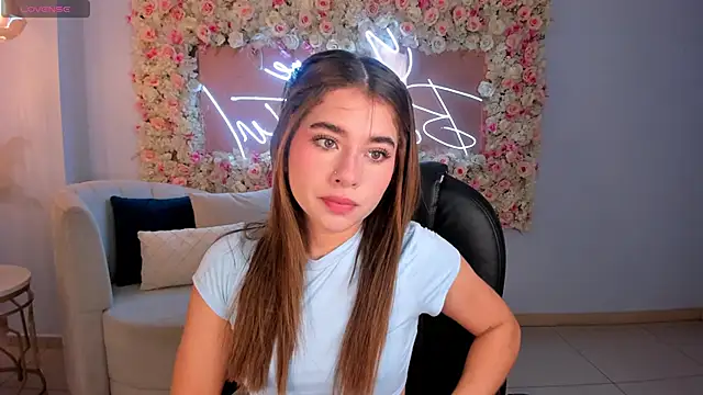 Snapshot of IbizaJacobs chatting on 4, 11, 2025 IbizaJacobs online show from 4, 11, 2025