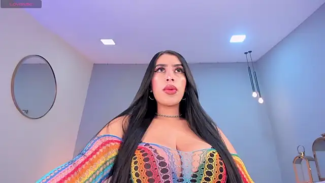 Snapshot of LeahLombardi_ chatting on 5, 12, 2025 LeahLombardi online show from 5, 12, 2025