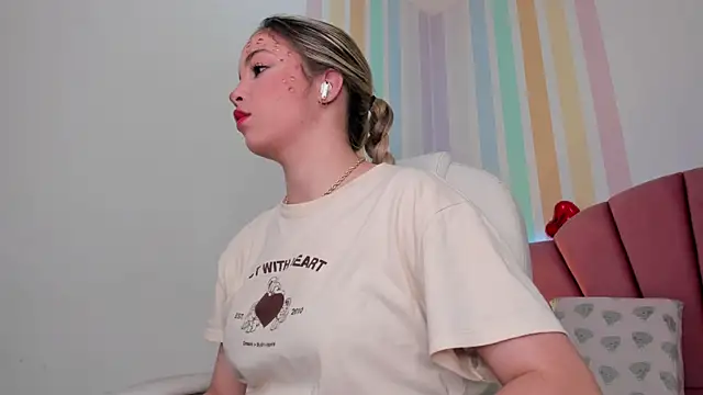 Snapshot of jana_parissi chatting on 18, 10, 2025 jana parissi online show from 18, 10, 2025