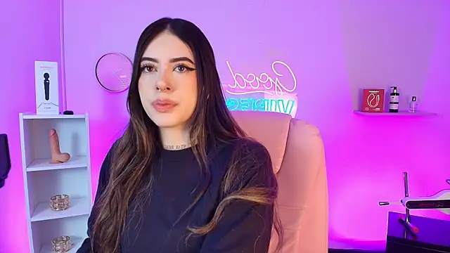 Alice Vixen online show from 22, 10, 2025