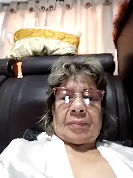 Snapshot of OliviaMorris1 chatting on 8, 5, 2026 OliviaMorris1 online show from 8, 5, 2026