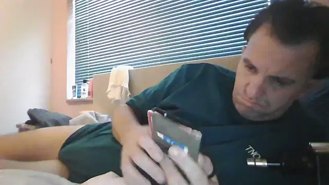 Snapshot of JasperGeil chatting on 25, 9, 2025 JasperGeil online show from 25, 9, 2025