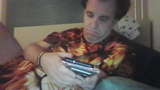 Snapshot of JasperGeil chatting on 14, 10, 2025 JasperGeil online show from 14, 10, 2025