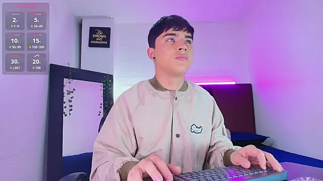 Snapshot of Lucass_love chatting on 21, 9, 2025 Lucass love online show from 21, 9, 2025