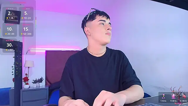 Snapshot of Lucass_love chatting on 23, 10, 2025 Lucass love online show from 23, 10, 2025