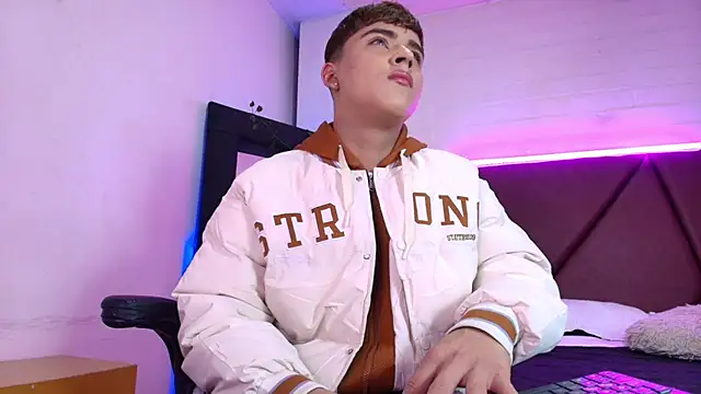 Snapshot of Lucass_love chatting on 11, 2, 2026 Lucass love online show from 11, 2, 2026