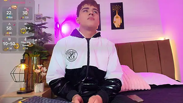 Snapshot of Lucass_love chatting on 20, 2, 2026 Lucass love online show from 20, 2, 2026