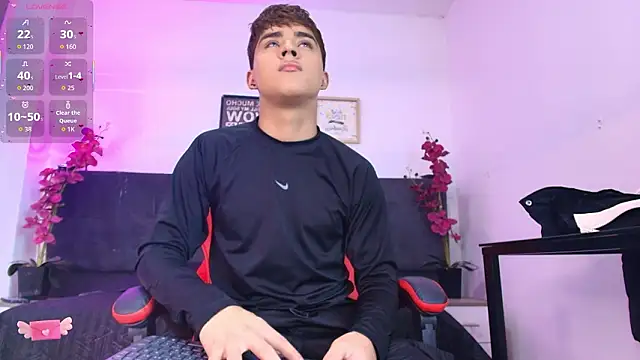 Snapshot of Lucass_love chatting on 1, 3, 2026 Lucass love online show from 1, 3, 2026