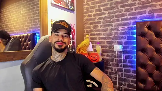 VinzenzRizzo online show from 31, 10, 2025