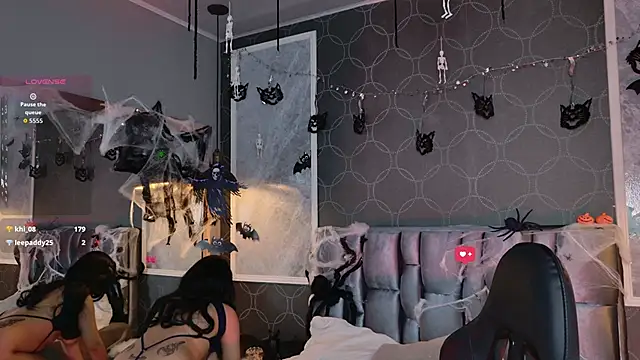 Snapshot of janetteJones_ chatting on 26, 10, 2025 janetteJones  online show from 26, 10, 2025