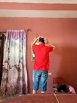 Snapshot of elbbxxx1999 chatting on 8, 9, 2025 elbbxxx1999 online show from 8, 9, 2025