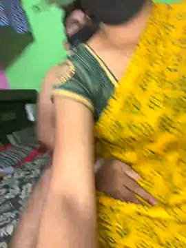 Snapshot of SEXY-SIMI-BHABI chatting on 28, 10, 2025 SEXY-SIMI-BHABI online show from 28, 10, 2025